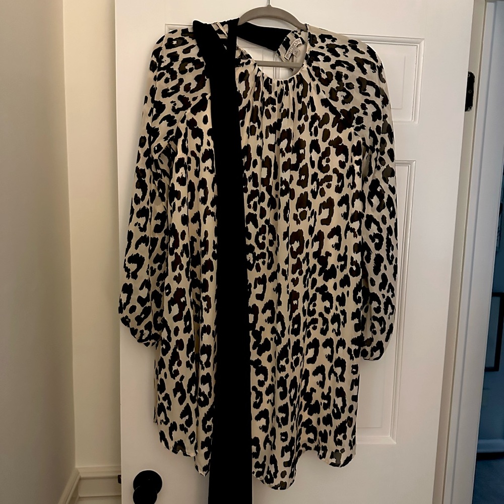 Eva Medes flowy dress worn 1x